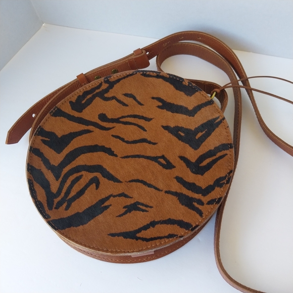 Madewell Tan and Black Zebra Print Crossbody Bag In Calf Hair - Picture 11 of 14